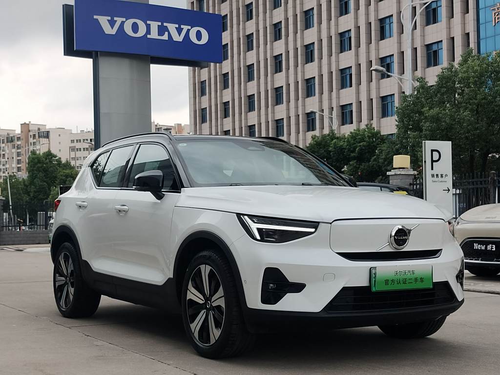 Volvo XC40 New Energy 2023  PRO