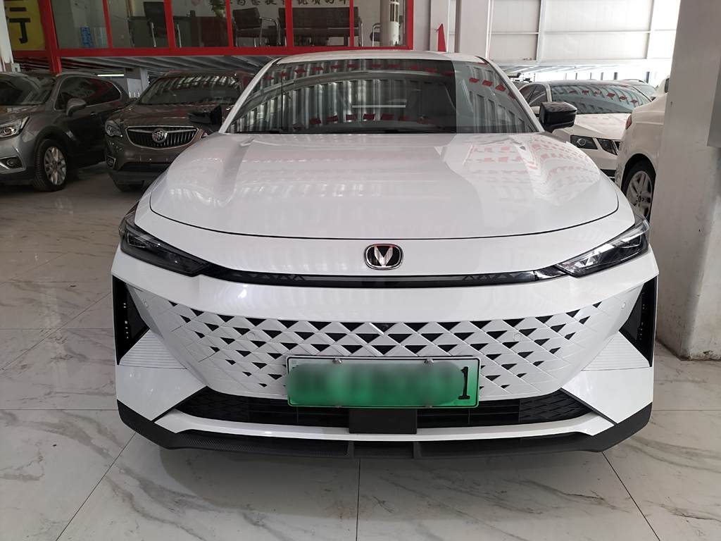 Changan UNI-V iDD 2024 iDD 136km