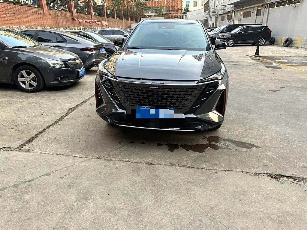 Changan Oshan Z6 2022  1.5T DCT