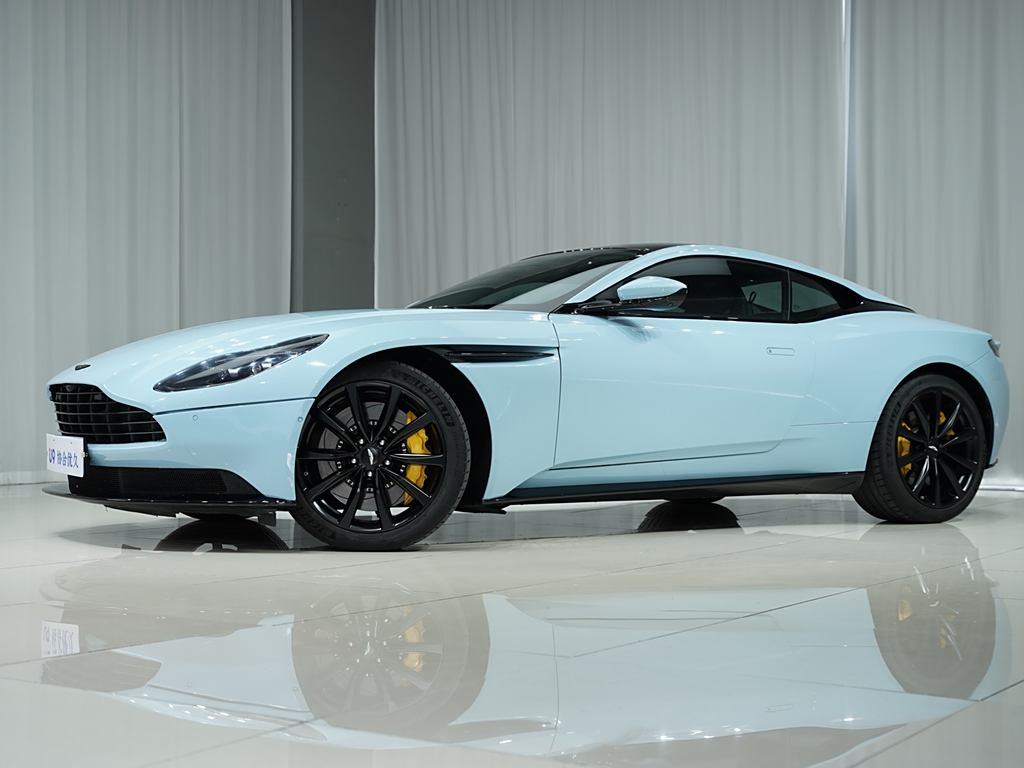 Aston Martin DB11 2020 4.0T V8 Coupe