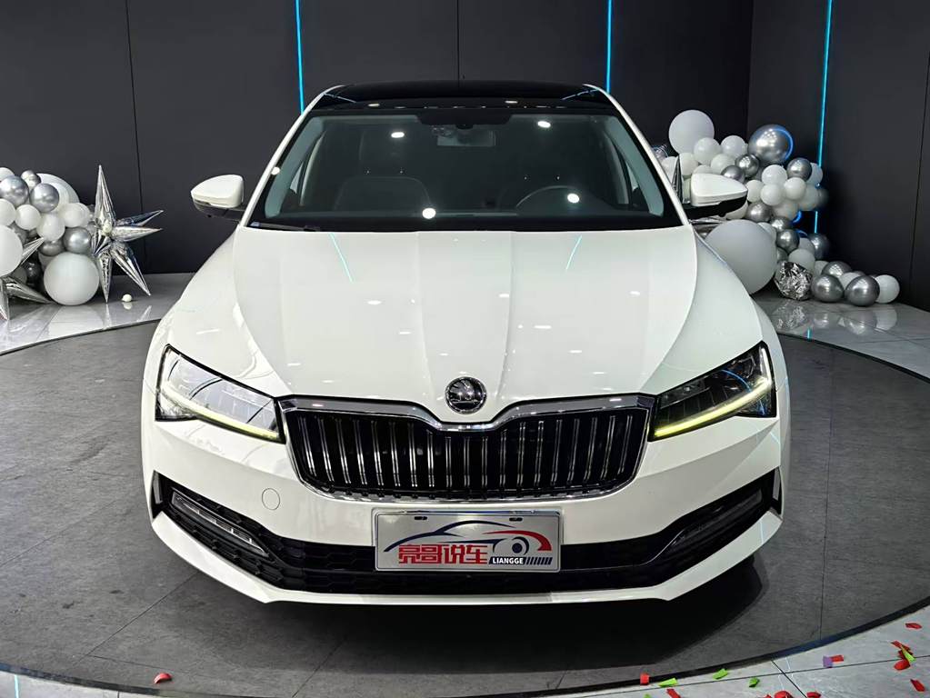 Skoda Superb 2019 TSI280 DSG