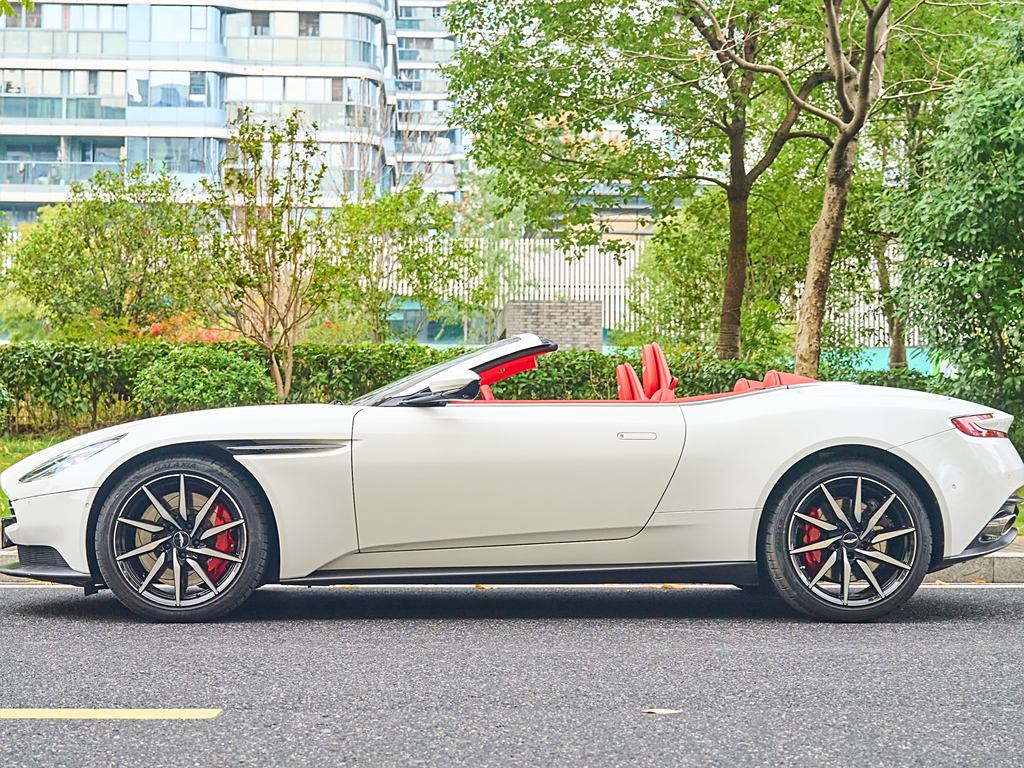 Aston Martin DB11 2020 4.0T V8 Volante