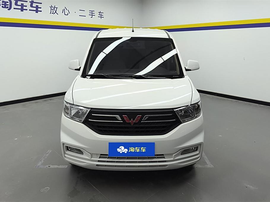 Wuling Hongguang V 2022 1.5LElectric (Volkswagen ID. series)LAR