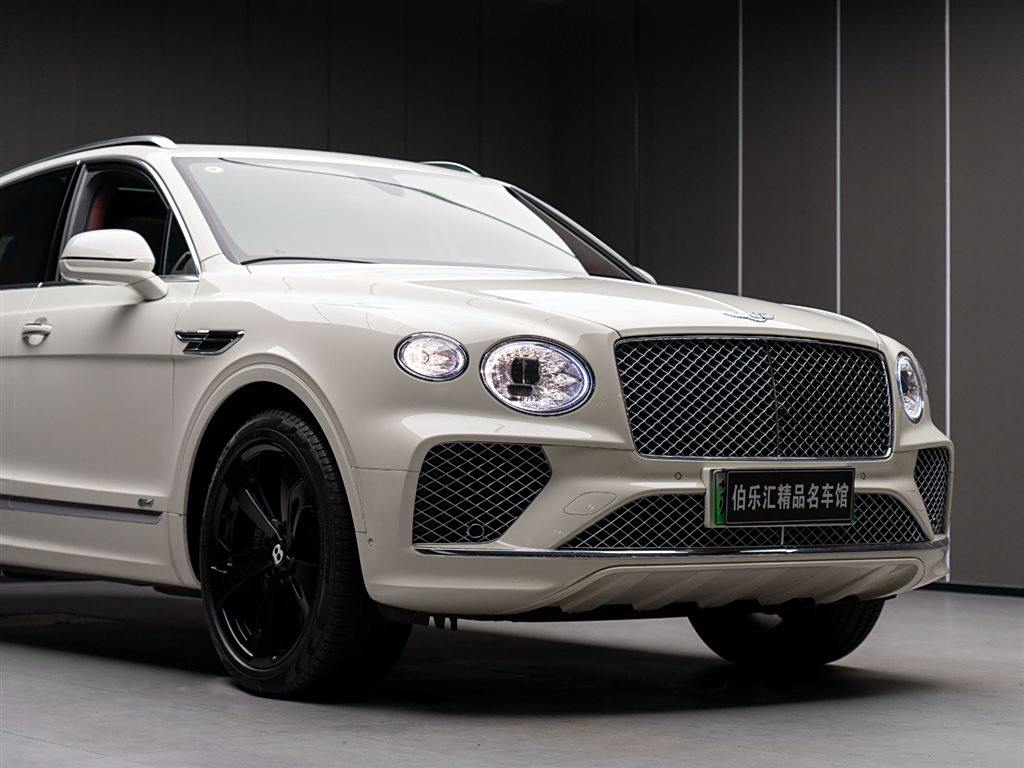 Bentley BentaygaПлагин-гибрид (PHEV) 2021 3.0T PHEV