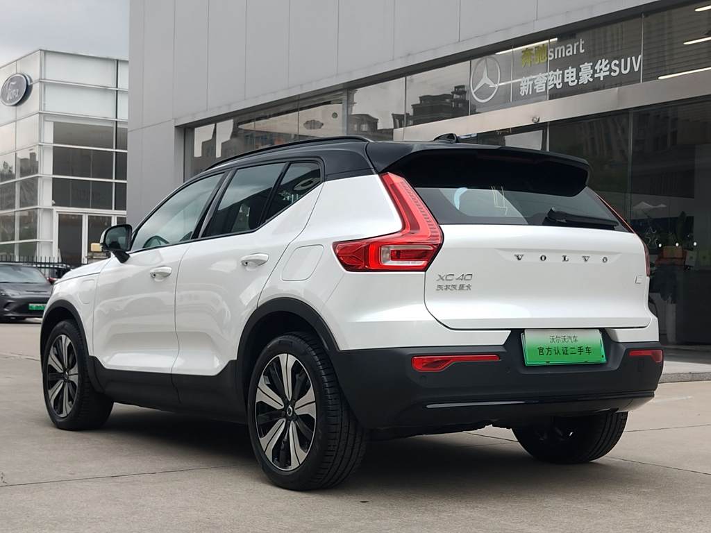 Volvo XC40 New Energy 2023  PRO