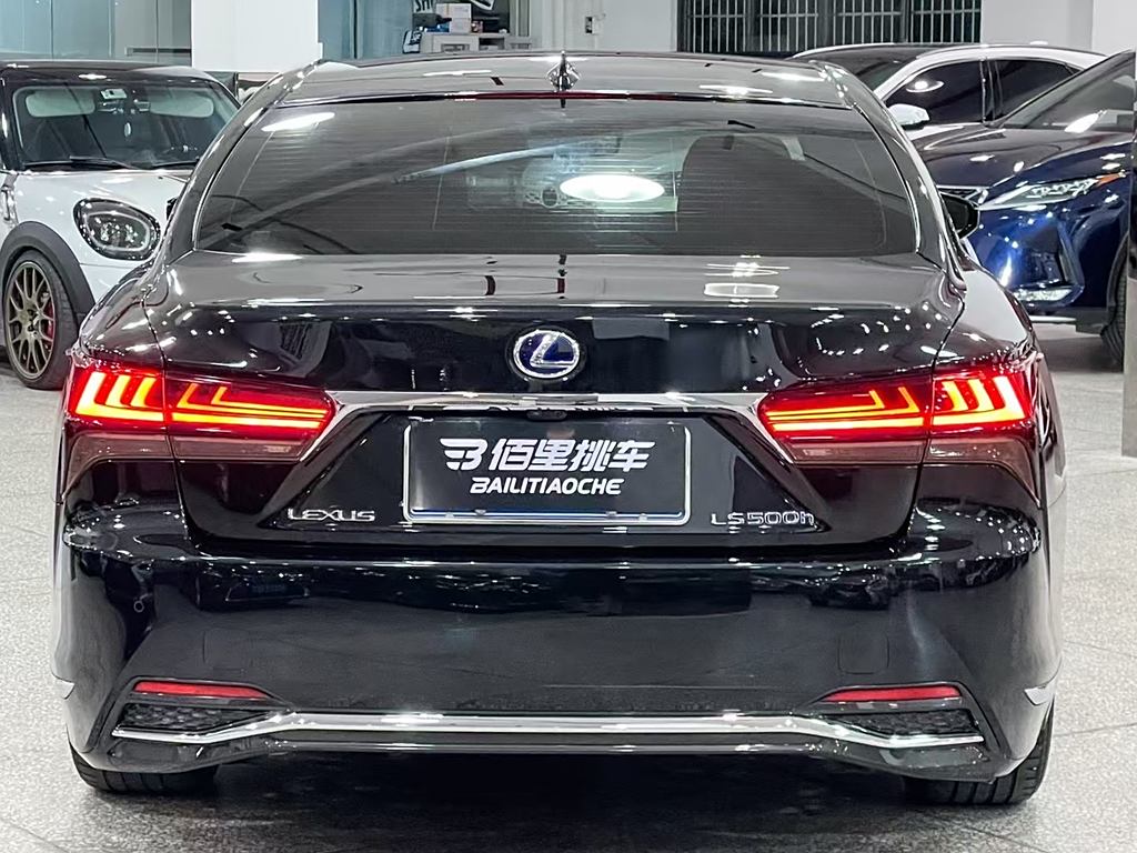 Lexus LS 2021 500h