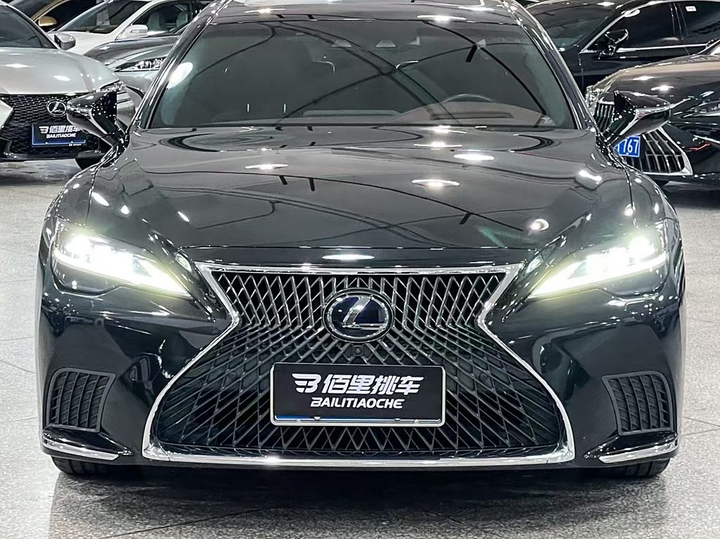 Lexus LS 2021 500h