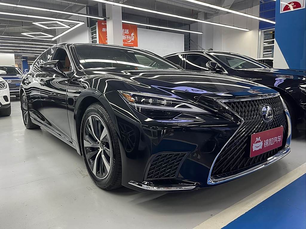 Lexus LS 2020 500h  V