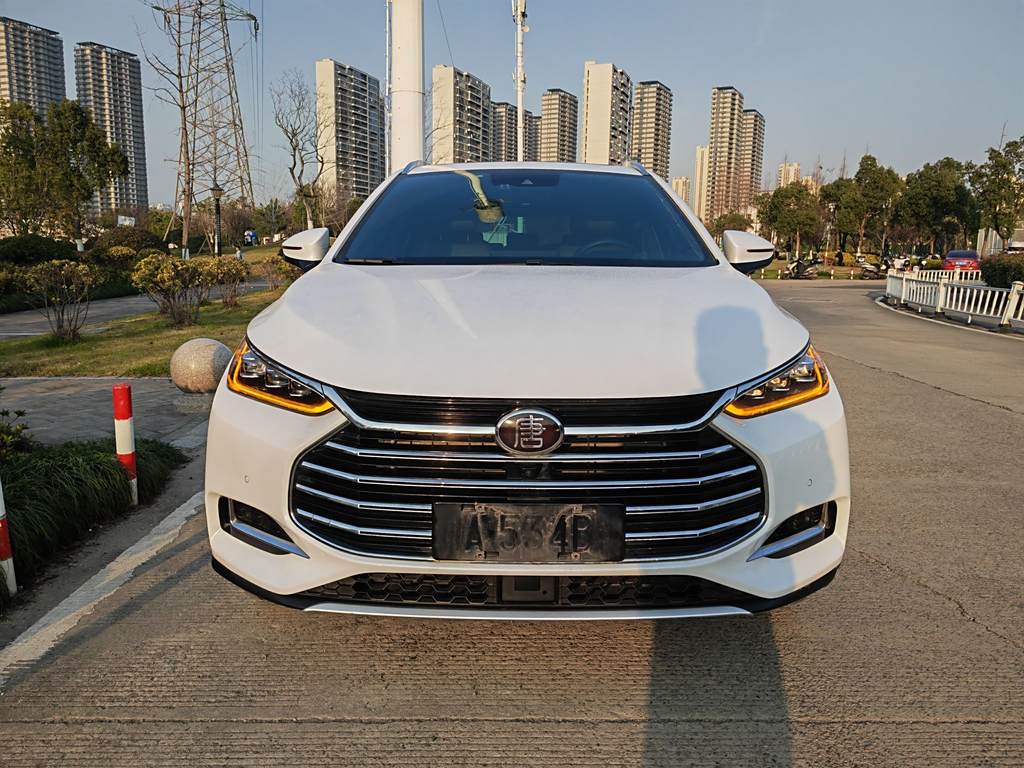 BYD Tang 2021 2.0T Автоматическая