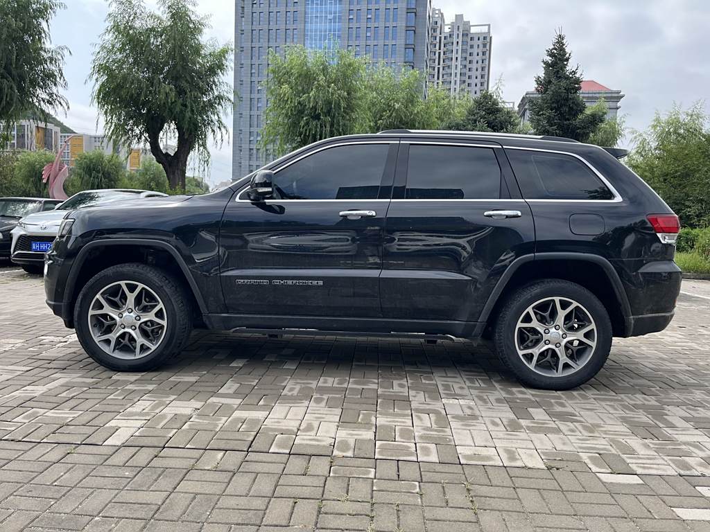 Jeep Grand Cherokee 2020 3.6L