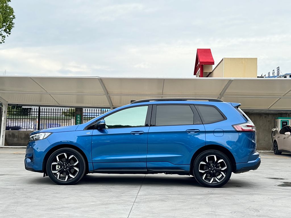 Ford Edge 2021  PLUS EcoBoost 245  Полный приводST-Line 7