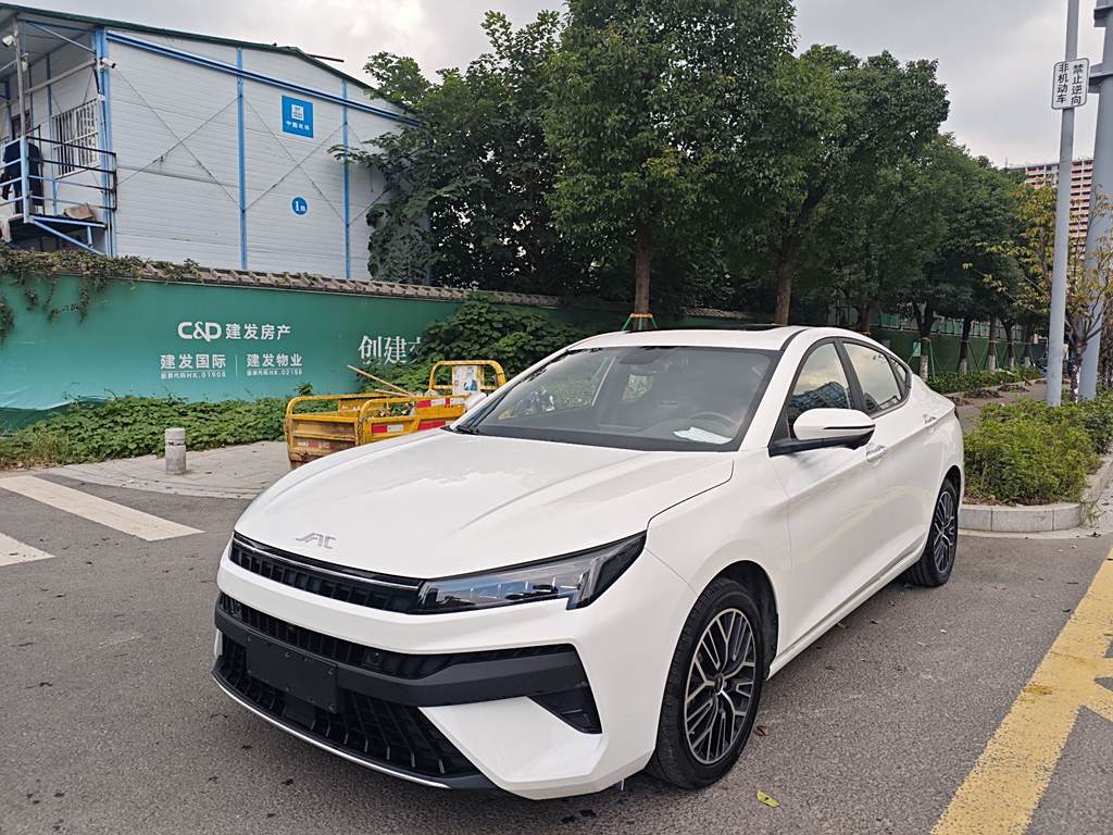 Jianghuai A5 PLUS 2023 1.5T Автоматическая