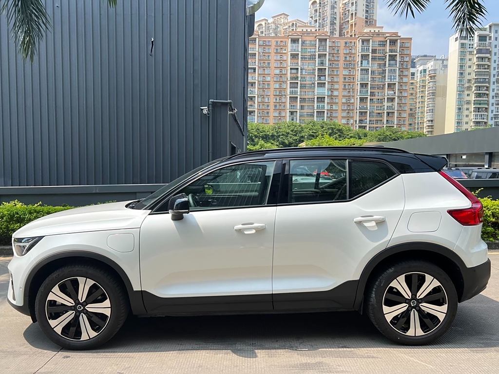 Volvo XC40 New Energy 2023  PRO