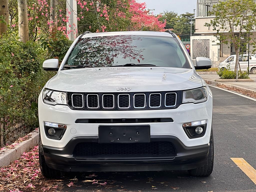 Jeep Compass 2019 200TS Автоматическая-