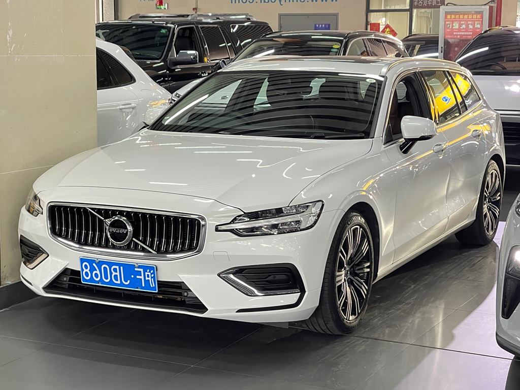 Volvo V60 2020 T5