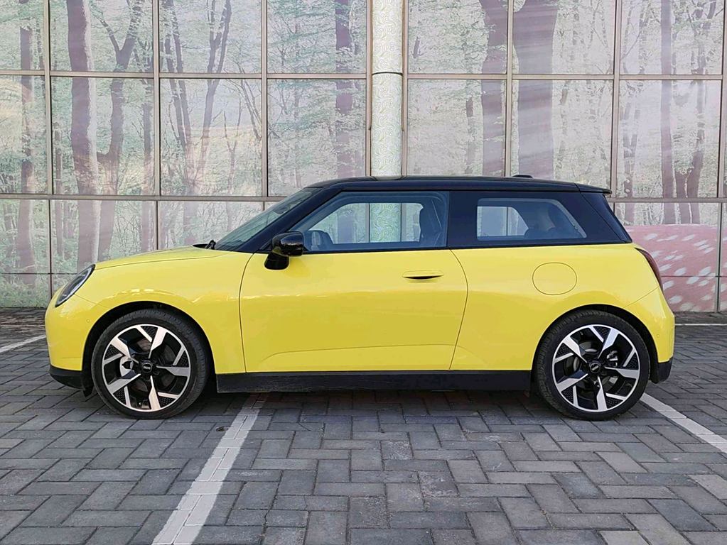 Electric MINI Cooper 2024 452km COOPER SE