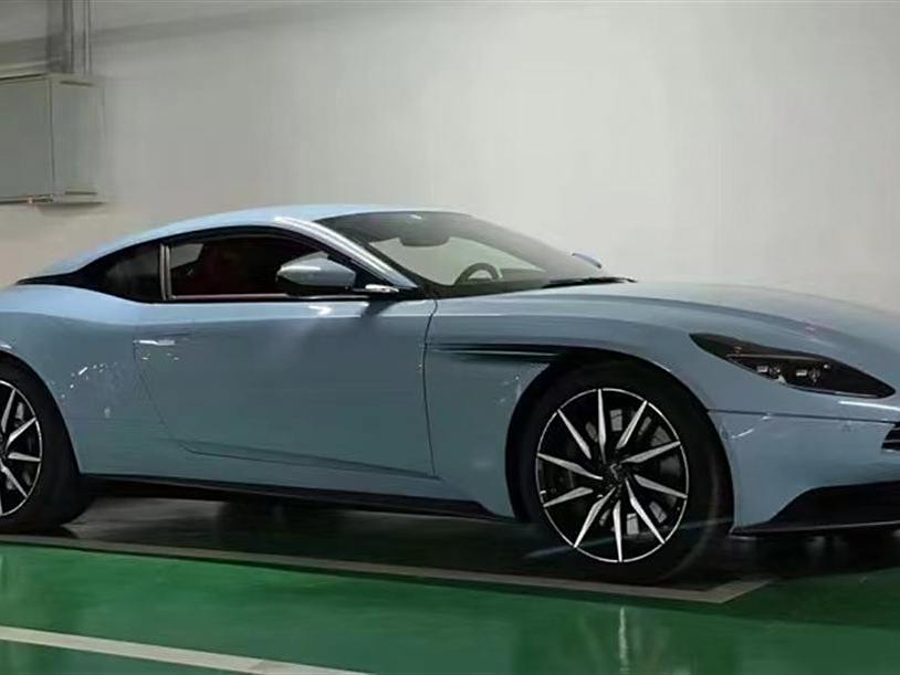 Aston Martin DB11 2019 4.0T V8 Coupe