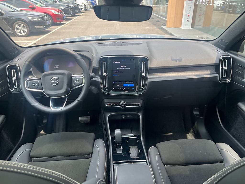 Volvo C40 Recharge 2023  PRO