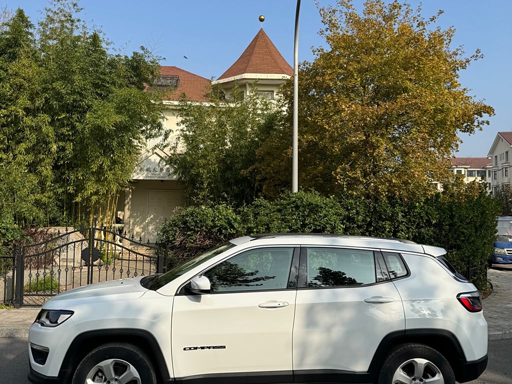 Jeep Compass 2020 220T Автоматическая Elite