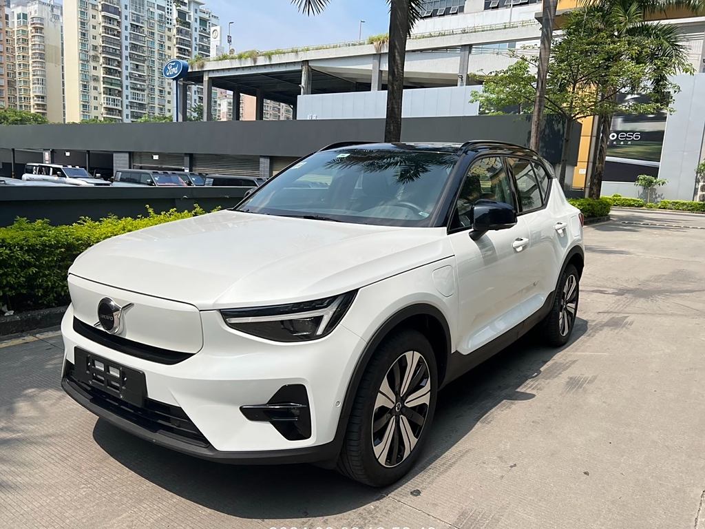 Volvo XC40 New Energy 2023  PRO