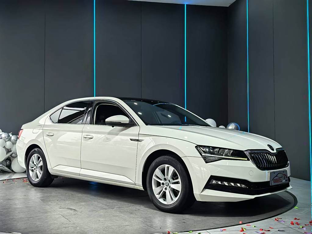 Skoda Superb 2019 TSI280 DSG