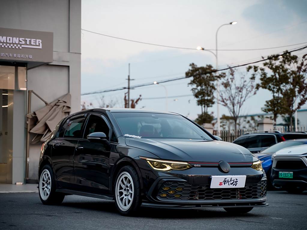 Volkswagen GolfGTI 2021 380TSI DSG GTI