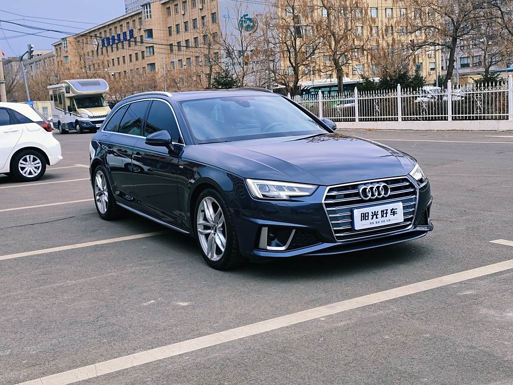 AudiA4 2020 Avant  40 TFSI