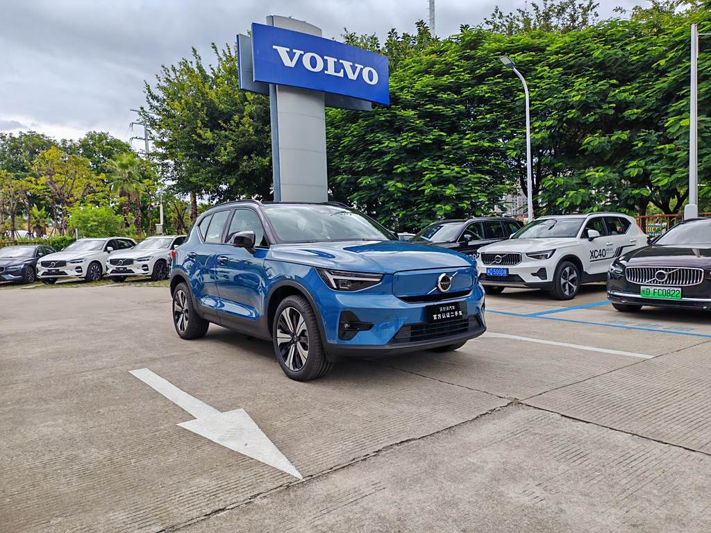 Volvo XC40 New Energy 2023  PRO