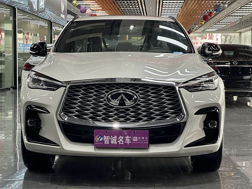 Infiniti QX55 2022 2.0T  Полный привод