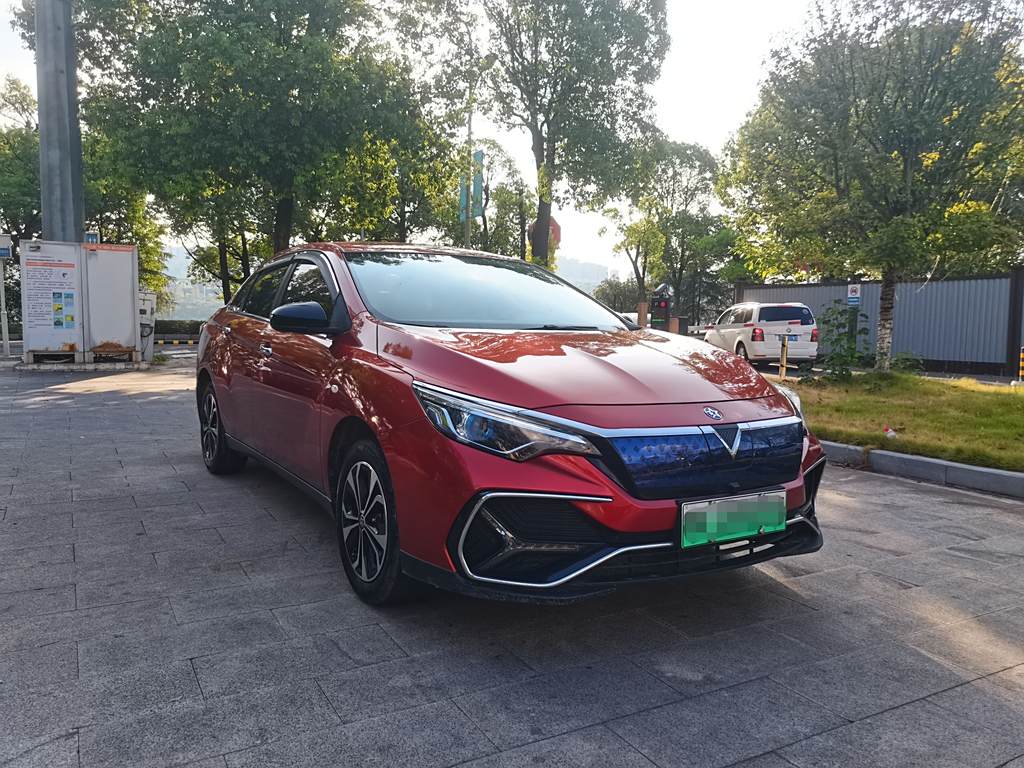 Venucia D60EV 2019