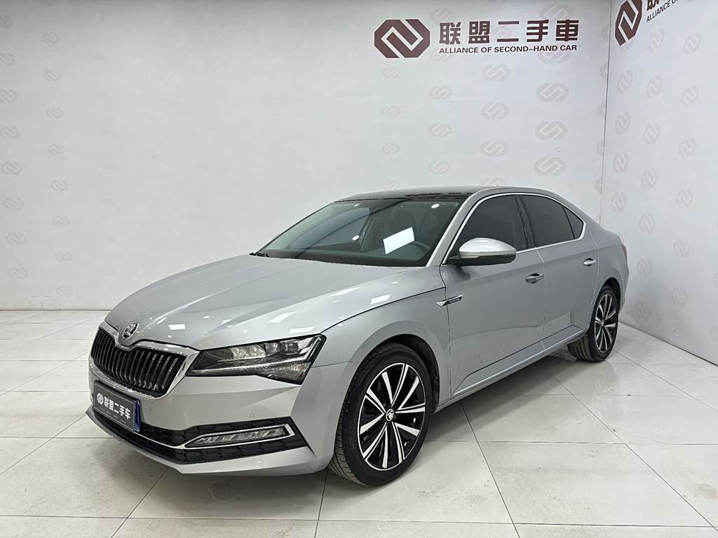 Skoda Superb 2019  TSI330 DSG