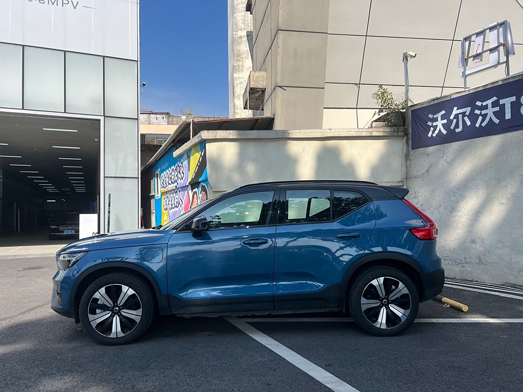 Volvo XC40 New Energy 2024  PRO