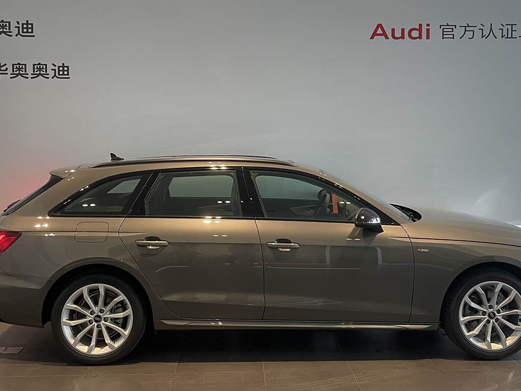 Audi A4 2023 Avant 40 TFSI