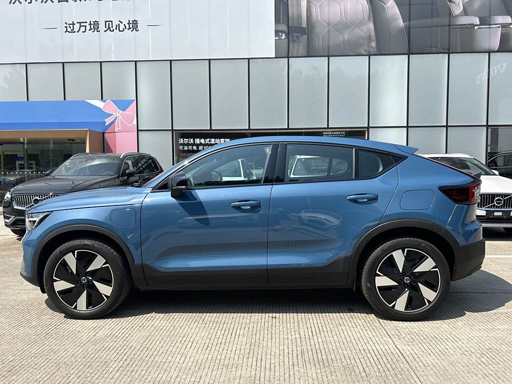 Volvo C40 Recharge 2024