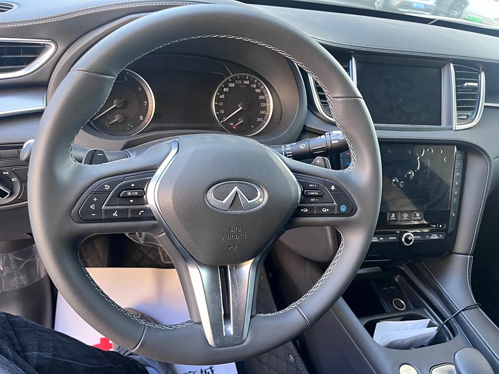 Infiniti QX55 2022 2.0T  Полный привод