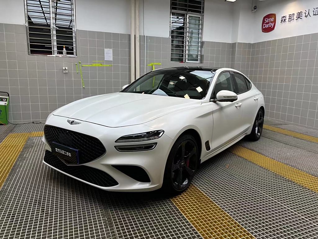 Genesis G70 2021 2.0T  Полный привод