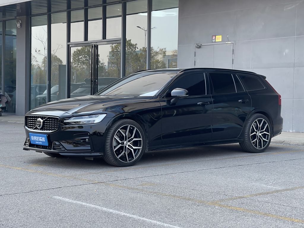 Volvo V60 2023 B5