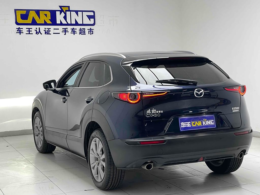 Mazda CX-30 2022 2.0L АвтоматическаяGeely Jia Yue