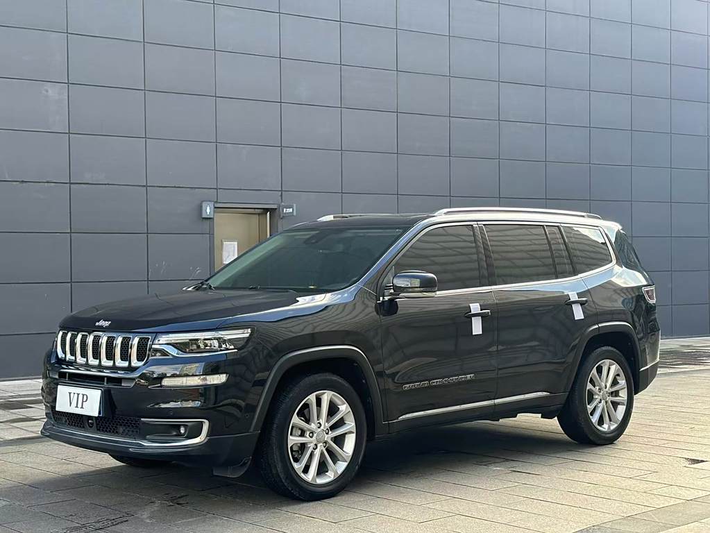 Jeep Grand Commander 2020 2.0T  Полный привод