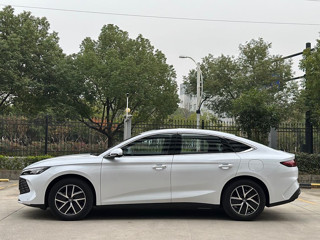 BYD Qin L 2024 DM-i 120KM