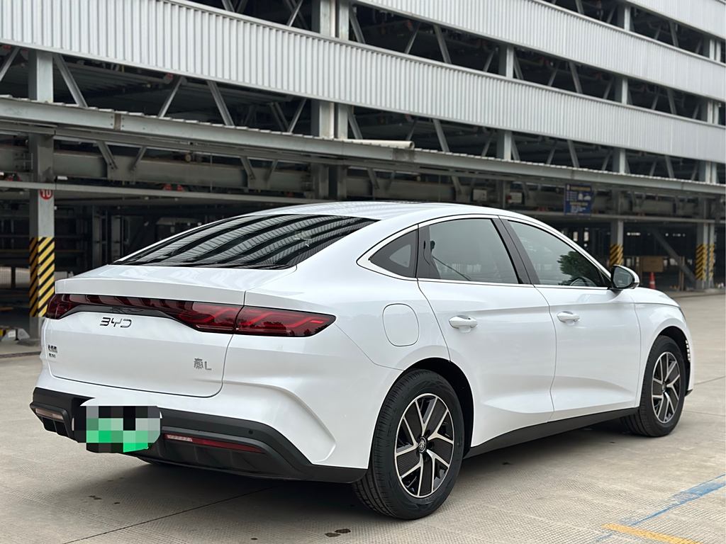 BYD Qin L 2024 DM-i 120KM