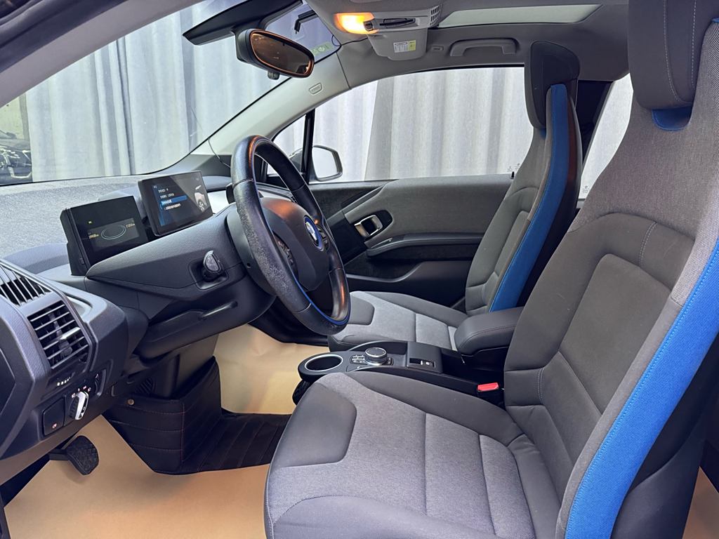 BMW i3 2018  Luxury