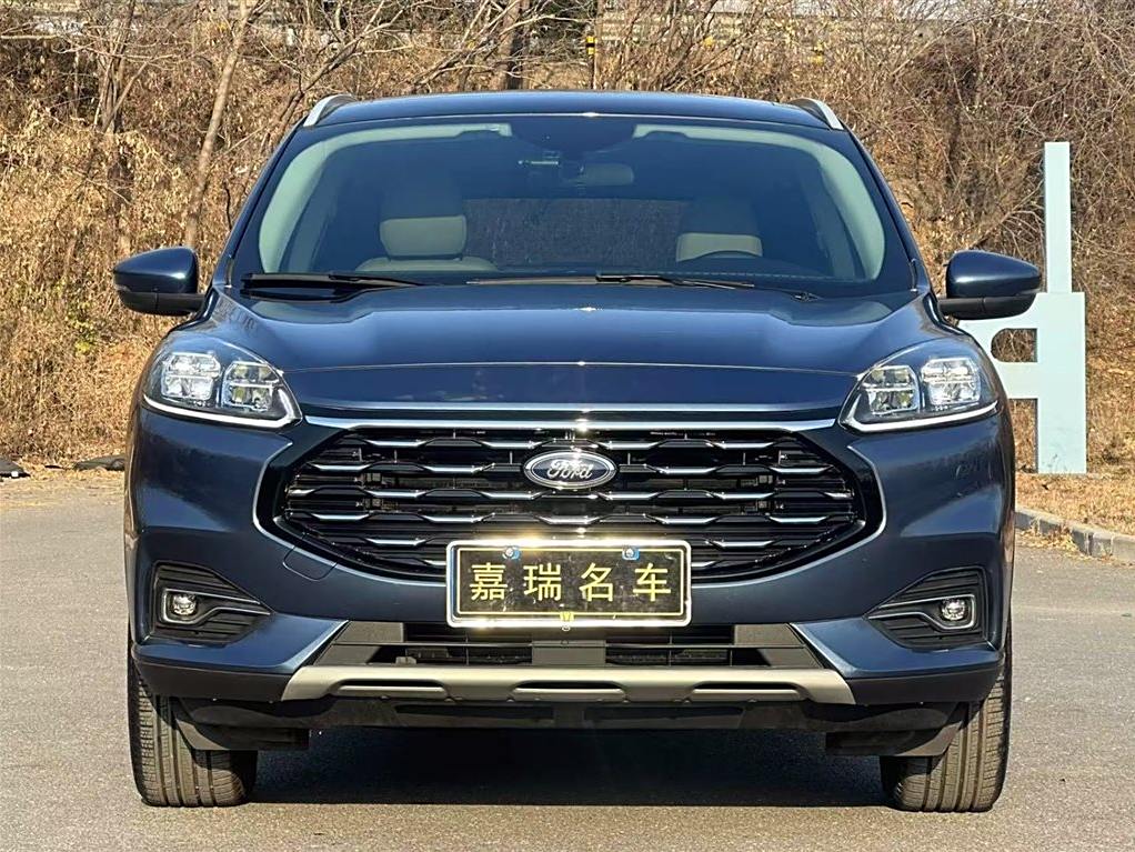 Ford Escape 2020 EcoBoost 245  Полный привод