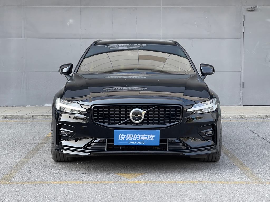 Volvo V60 2023 B5