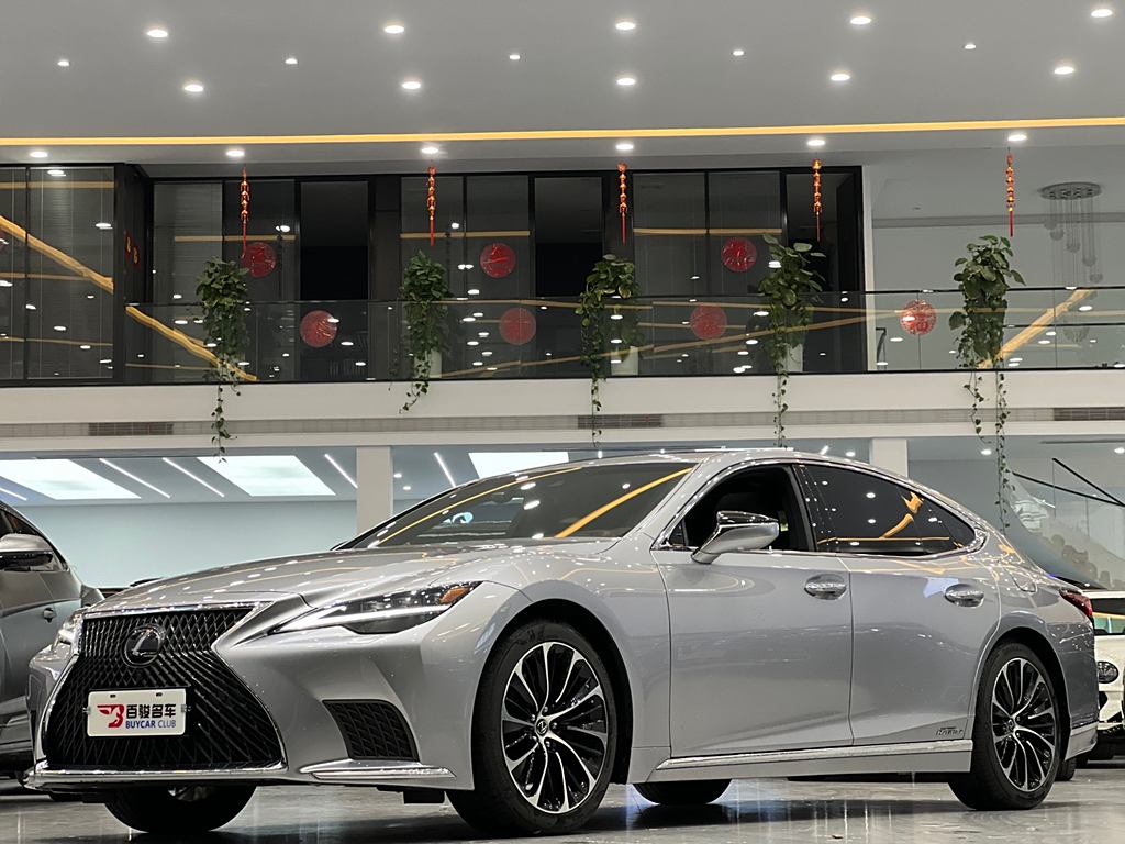 Lexus LS 2021 500h