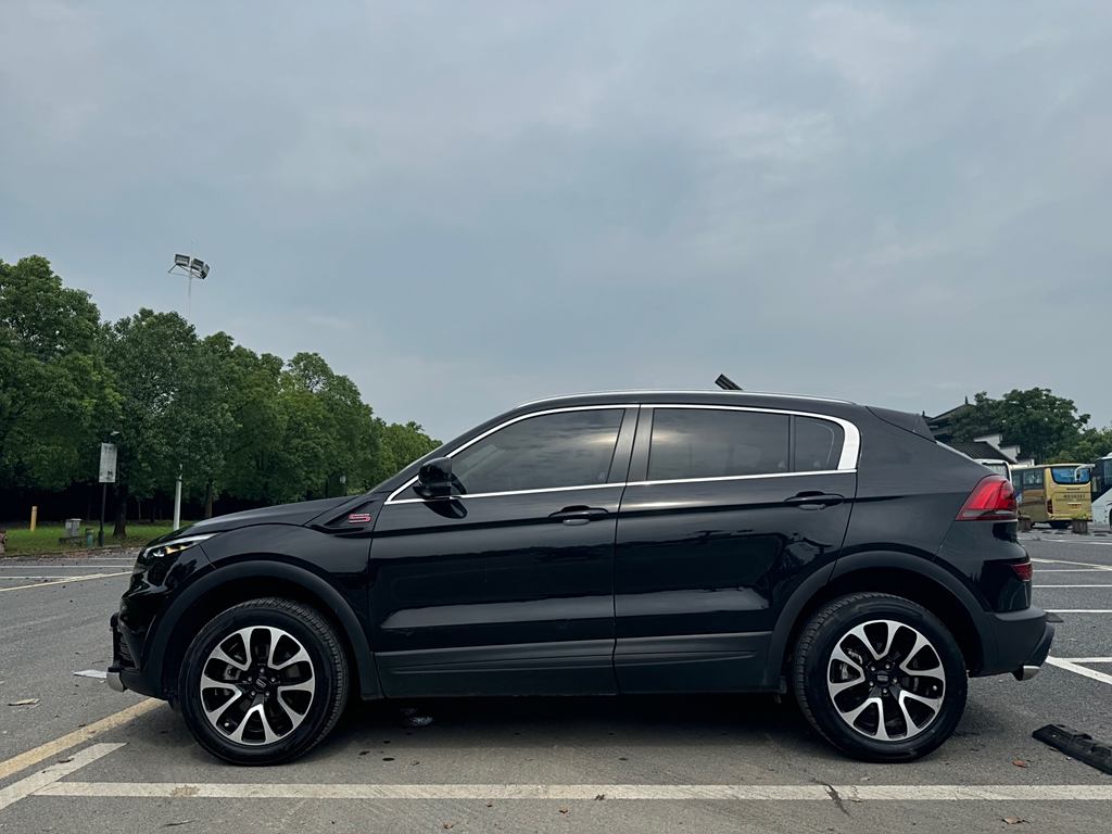 Qoros 5 2019 Qoros 5S 1.6TGDI