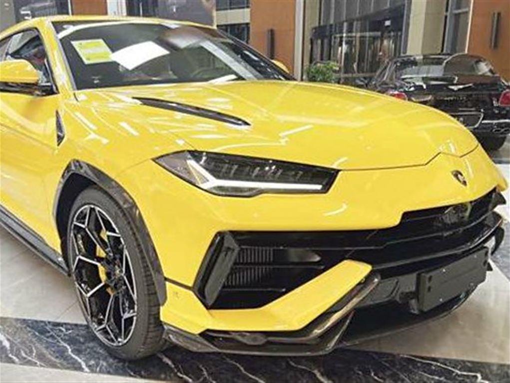 Urus 2022 4.0T V8 Performante