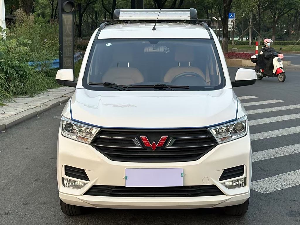 Wuling Hongguang 2021 1.5L S LAR