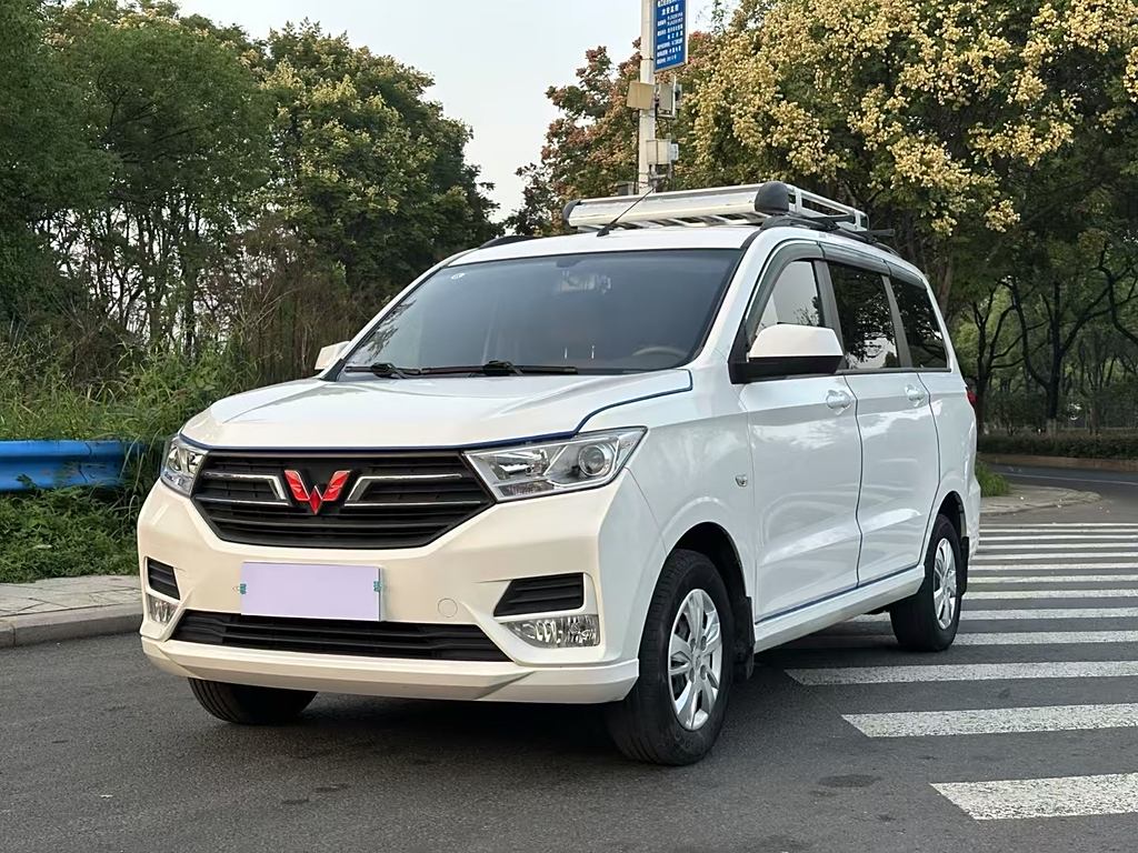 Wuling Hongguang 2021 1.5L S LAR