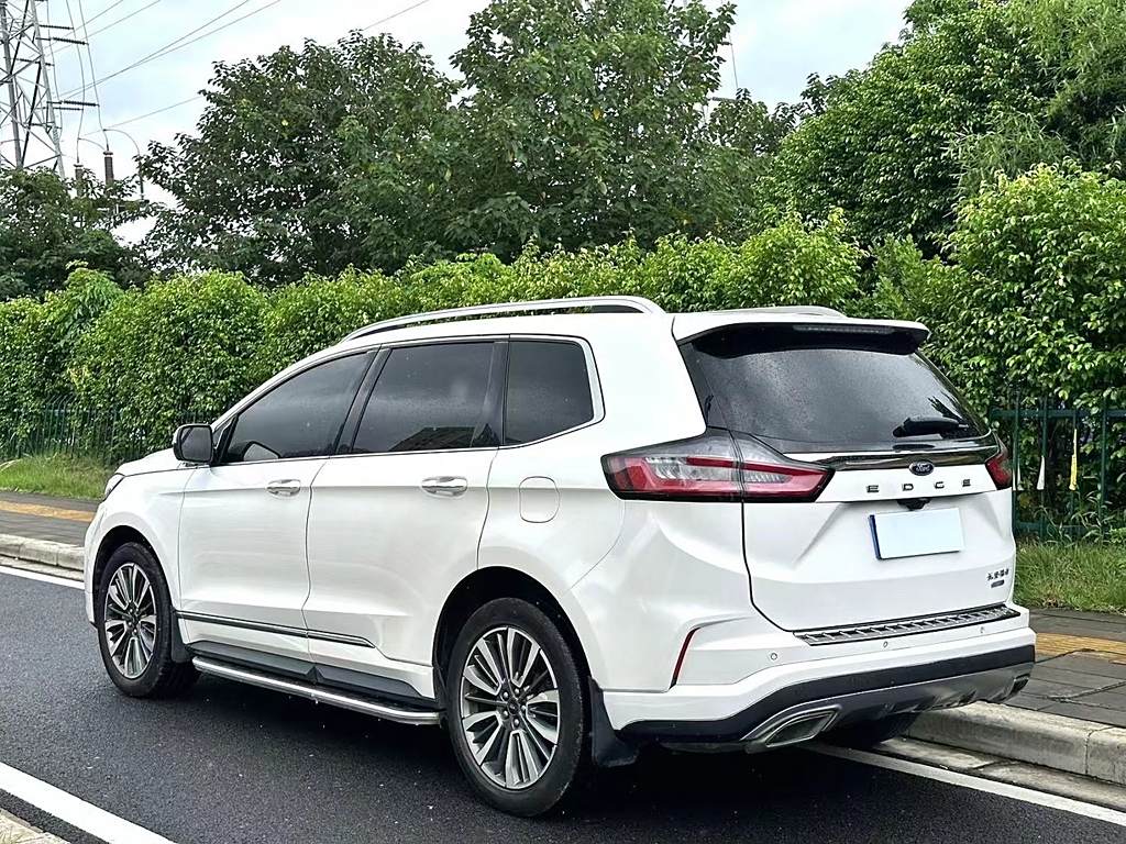 Ford Edge 2021 PLUS EcoBoost 245  7